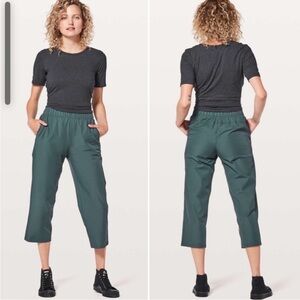 Lululemon next move crop pants, size 8 gravity color